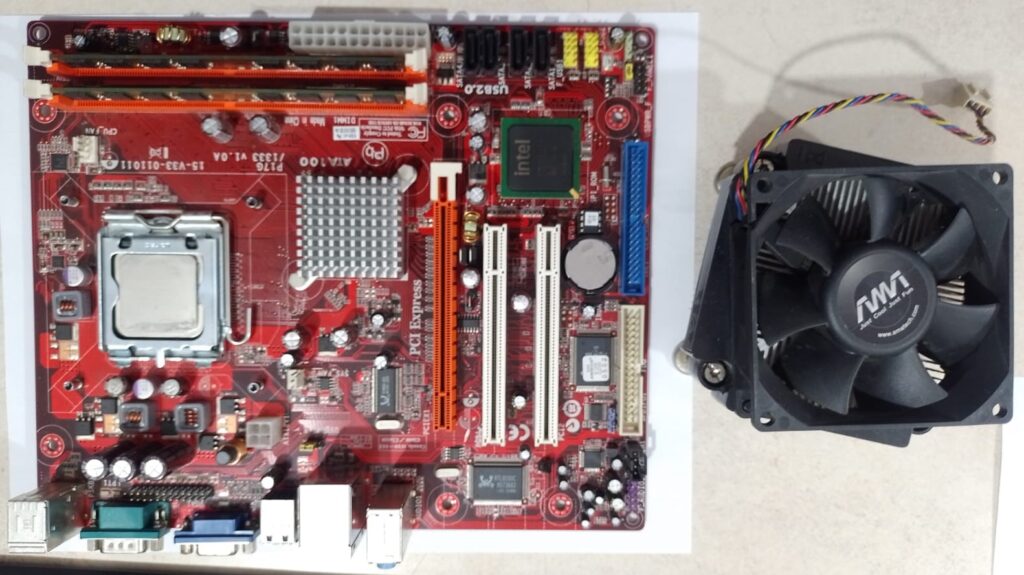 Se Vende Motherboard - Intel E8388 DDR2